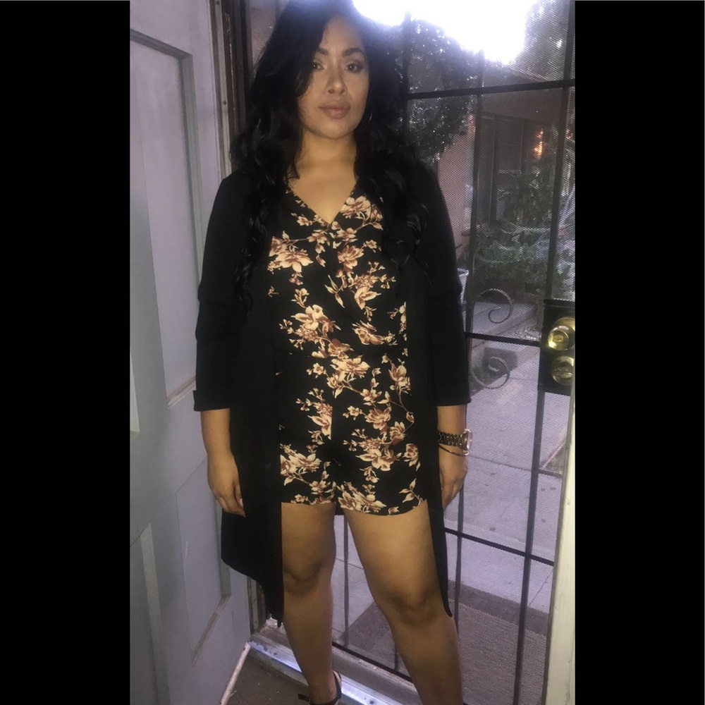 Romper - Picture 2 of 2